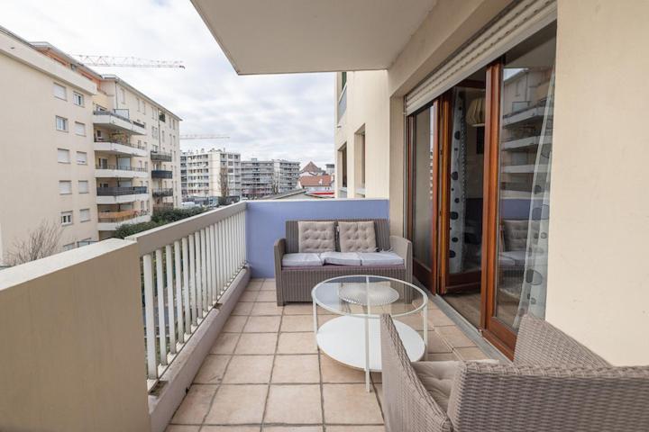 Nart & Niar Apartman Annemasse Kültér fotó